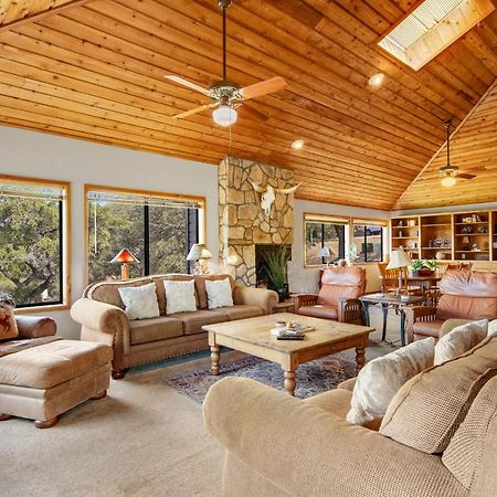 Вилла Spicewood Treehouse Экстерьер фото